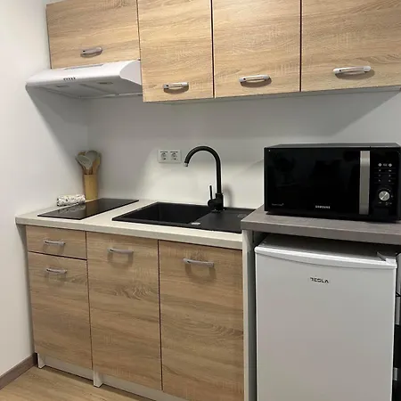 Apartma Center *