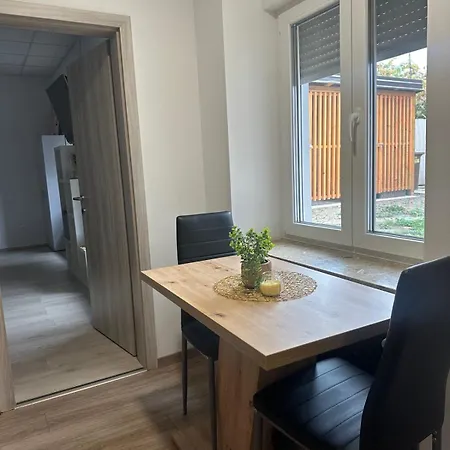 Appartement Apartma Center *
